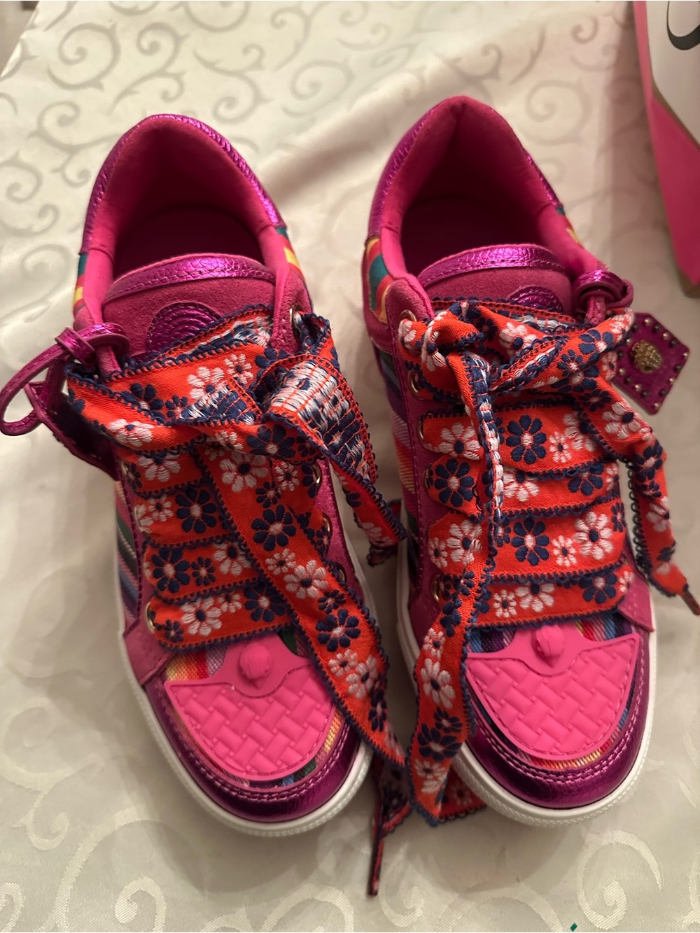 Kurt Geiger Pink Floral Lace-Up Fashion Sneakers